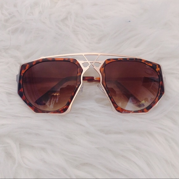 Free Soul Accessories - Chantelle Sunglasses